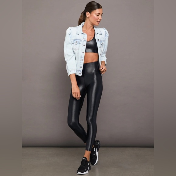 CARBON38 High Rise 7/8 Length Legging in Black Takara Shine - Picture 8 of 16